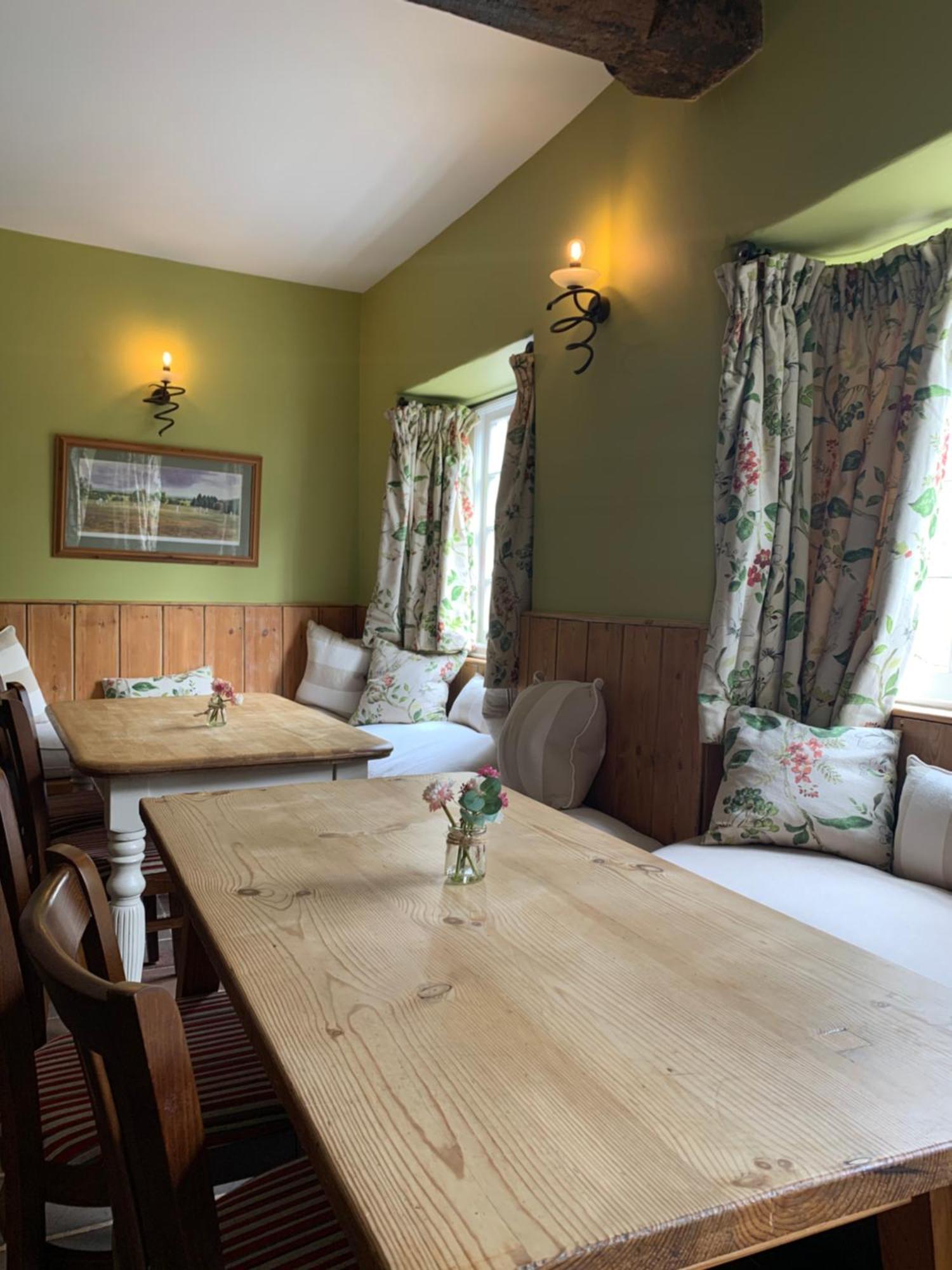 The Kingsdon Inn Bagian luar foto